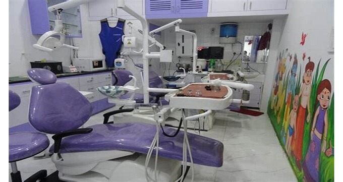 چه زمانی باید به بهترین دندانپزشک اطفال در تهران مراجعه کنیم